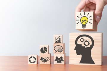 村上春树哪几本书比较好看呢？