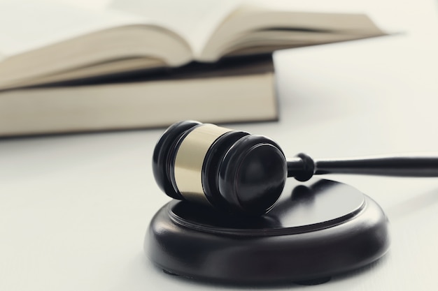 中国当代创新人物事迹