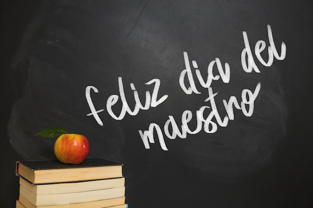 叶片一能进行光合作用着部位是（　　）A．只有表皮细胞B．只有叶肉细胞C．只有保卫细胞D．所有含叶绿体的